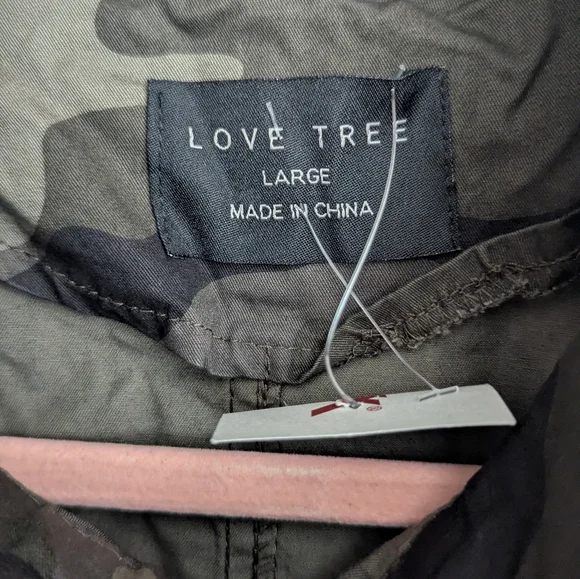 Love Tree Camo Vest Size Large NWT - Picture 4 of 14